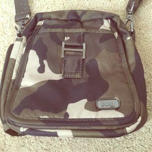 Lug Camo Can Can Bag
